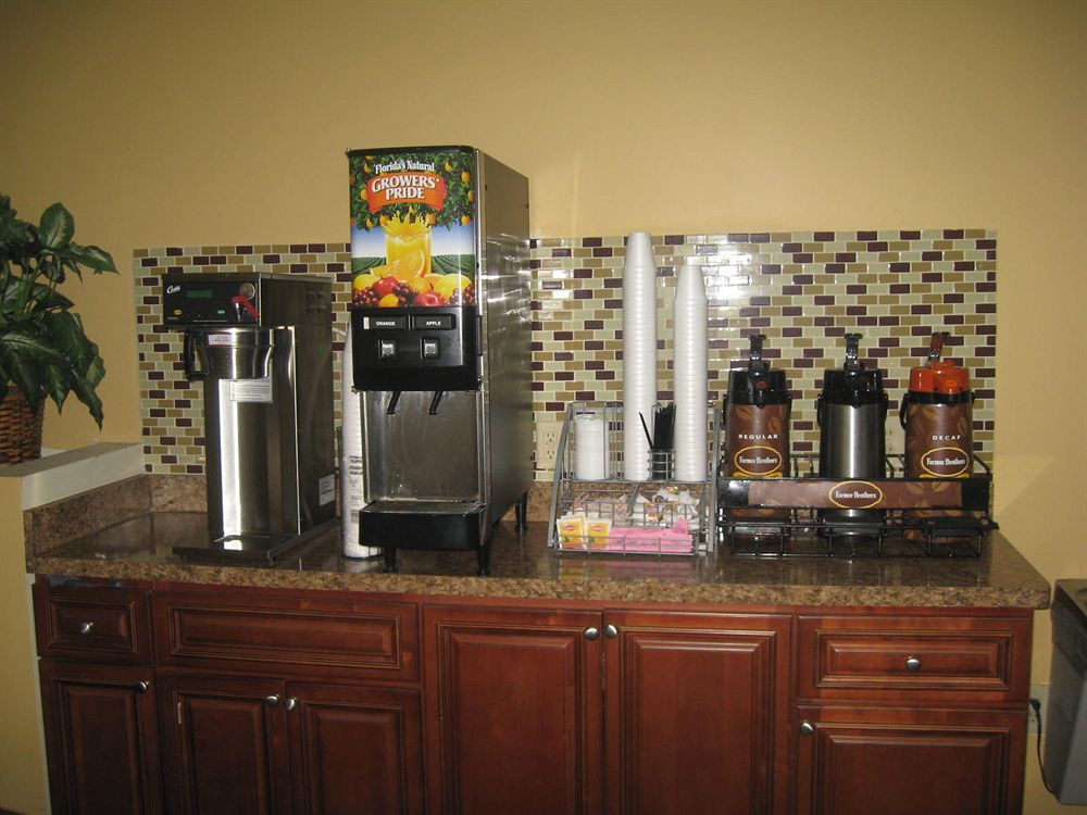 Motel Super 8 By Wyndham Macon West Extérieur photo